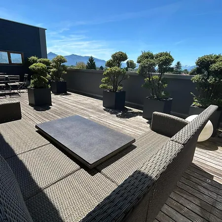 3-zimmer-penthouse In Seenaehe 아파트